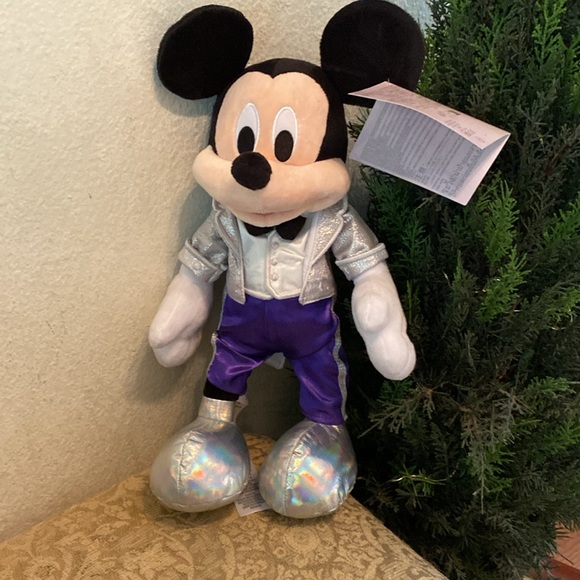 Disney Mickey Plush The Disney 100 years Platinum Celebration Collection NWT - Picture 6 of 9